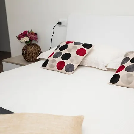 Maisonette Park Konukevi Modena