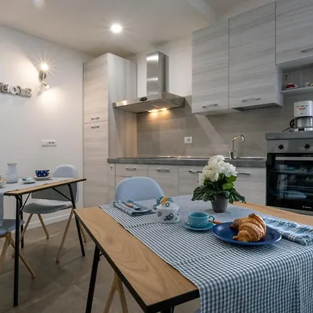 Maisonette Park * Modène