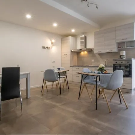 Maisonette Park Konukevi Modena